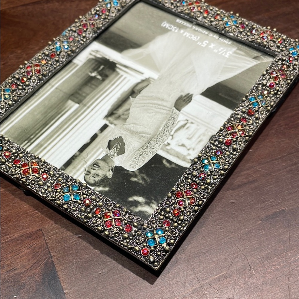 Colorful Beaded Photo Frame - Picture 5 of 7